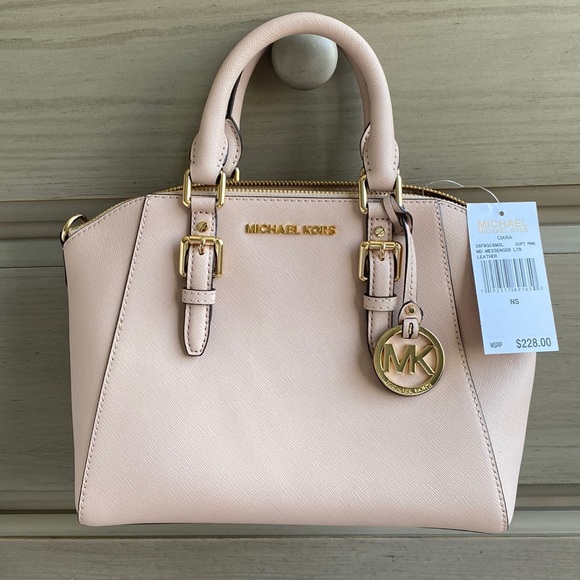 ‼️SOLD‼️Michael Kors Ciara small bag soft pink/gold - Picture 2 of 7